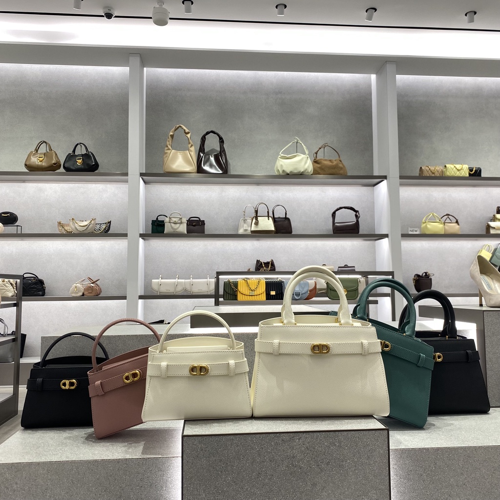 Túi Quà Tặng Ngày Lễ Tình Nhân 2022Festival Mới50270880 50160102Túi Đeo Vai Với Khóa Kim Loại Đơn Giản Xinh Xắn Cho Nữ