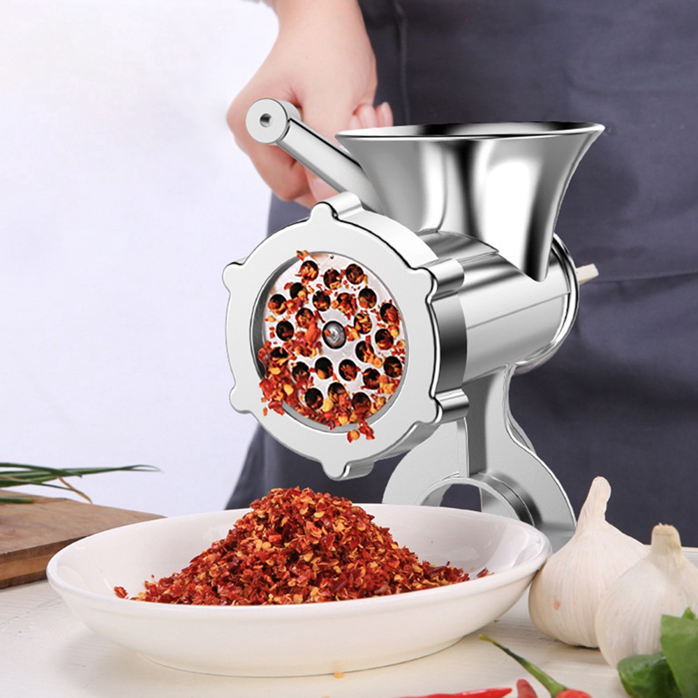 Máy xay thịt dùng làm xúc xích tại nhà tiện lợi