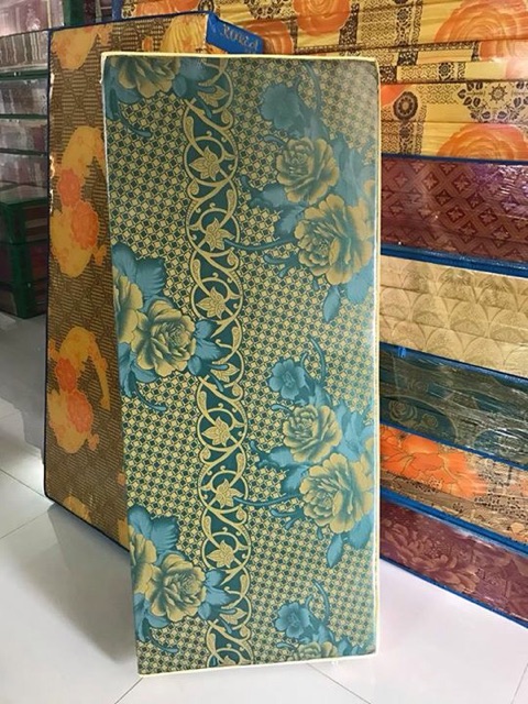 Đệm xốp sinh viên