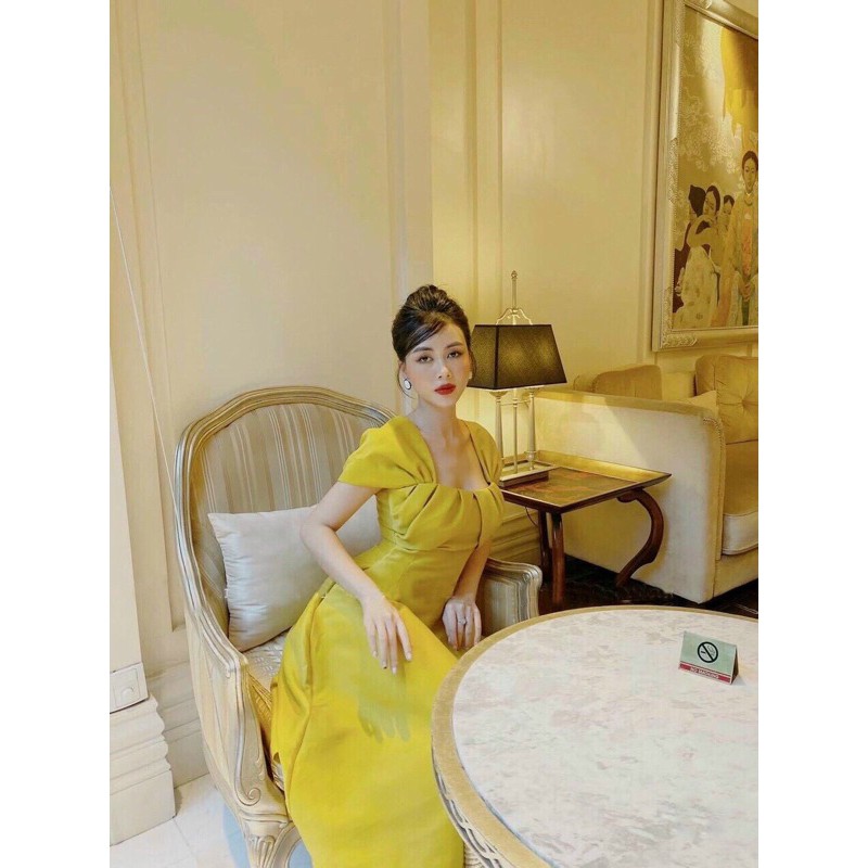 ĐẦM XOÈ XẾP LY NGỰC CỰC XINH