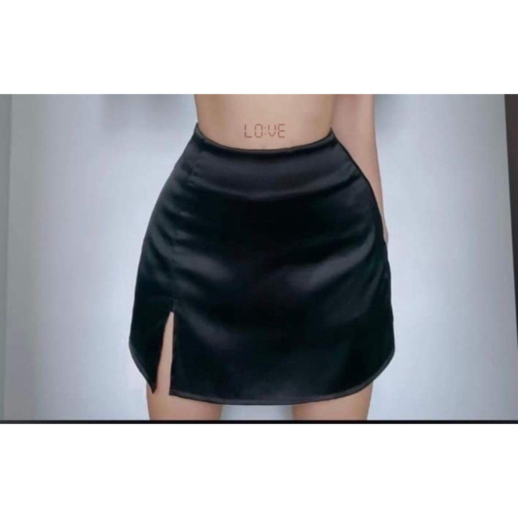Áo Lụa Cổ Đổ Tà Xéo Thiết Kế Cao Cấp - Áo Dây Cổ Đổ Sang Chảnh Tôn Dáng - Chân Váy Ngắn Xẻ Đùi