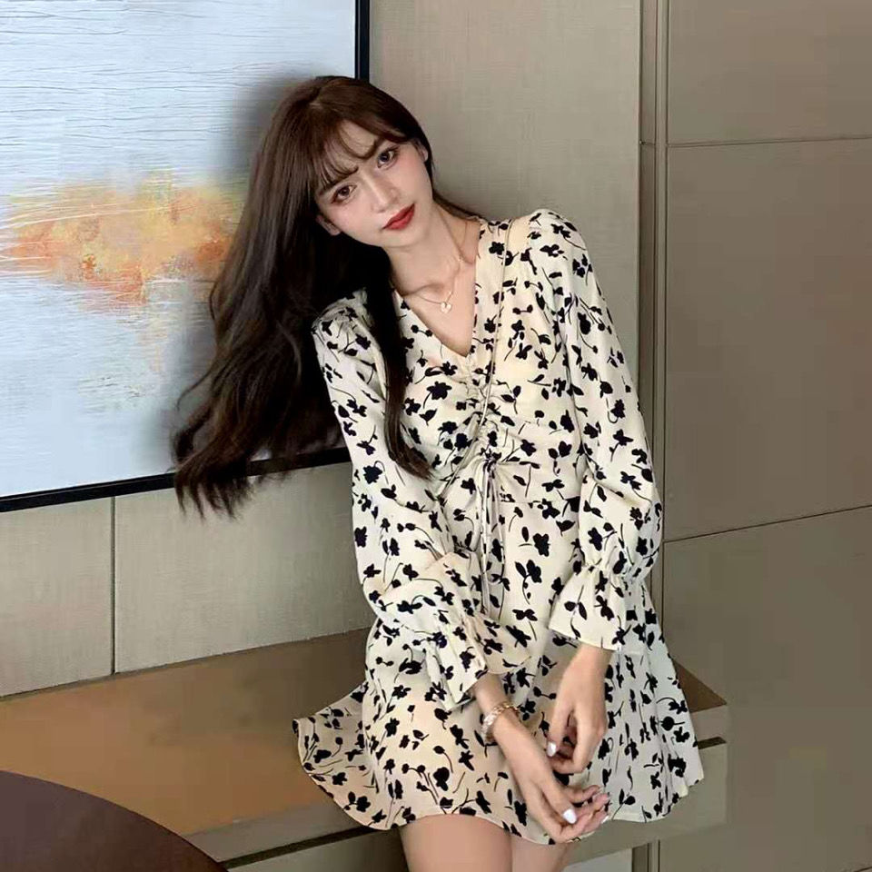 Đầm Nữ Tay Dài Rút Dây Thời Trang Xinh Xắn