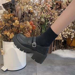 Giày Thể Thao Nữ Thời Trang Năng Động