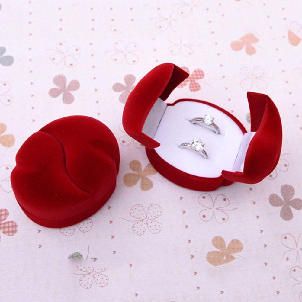 Hộp Nhung Đỏ Trưng Bày Trang Sức Thời Trang