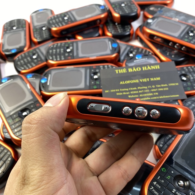  Điện thoại motorola Rock E2 Mới Nguyên Hộp Có Tiếng Việt Loa To | BigBuy360 - bigbuy360.vn