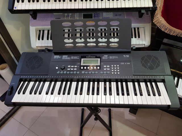 Đàn organ Kurtzman k200