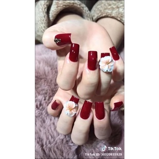 hoa bột ôm móng tay chân