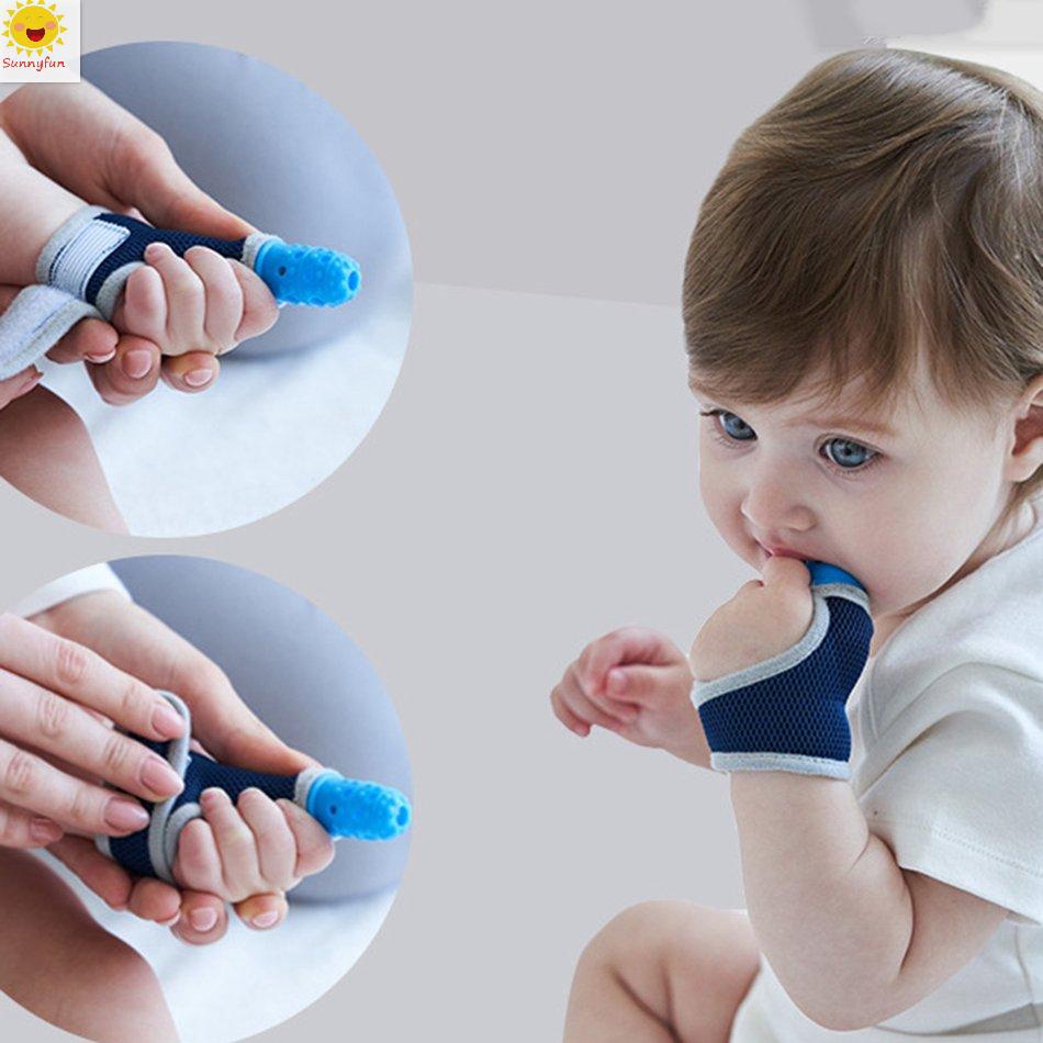 Găng tay Silicone chống trượt cho bé