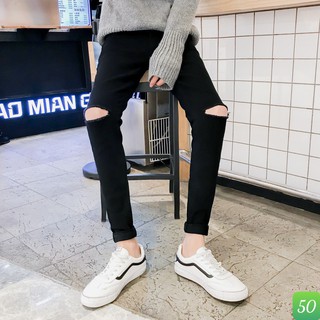 Quần jean nam màu đen đậm trơn rách gối chất bò cao cấp co dãn 4 chiều, quần rin nam đẹp DP110 mấu mới