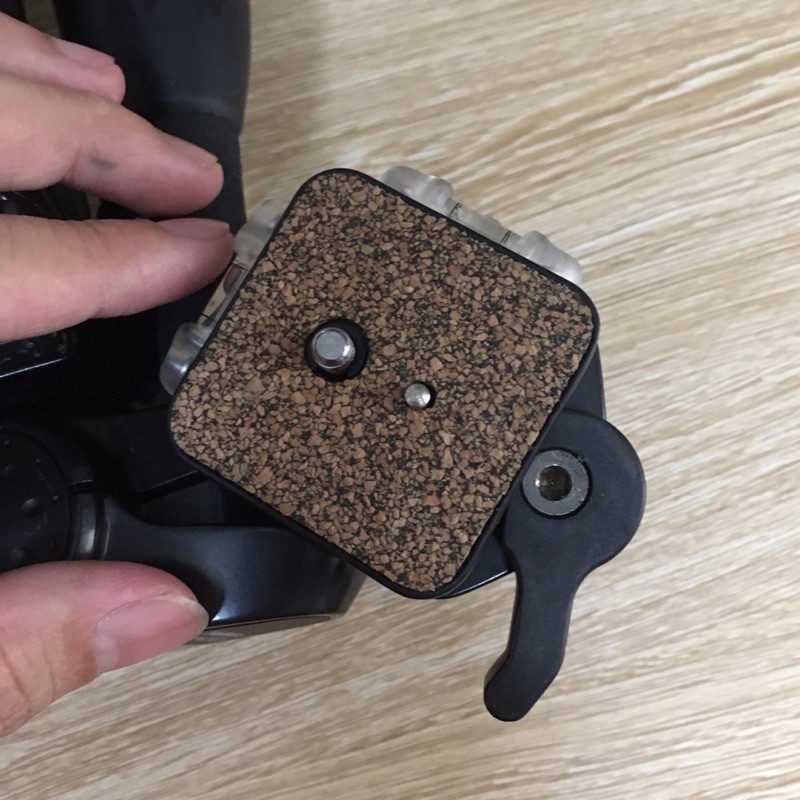 Plate Velbon PHD-41Q và QHD-S5D - đế thao tác nhanh Velbon zin và for