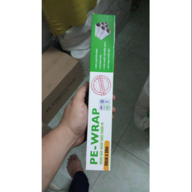 Màng thực phẩm PE 30cm x 20m