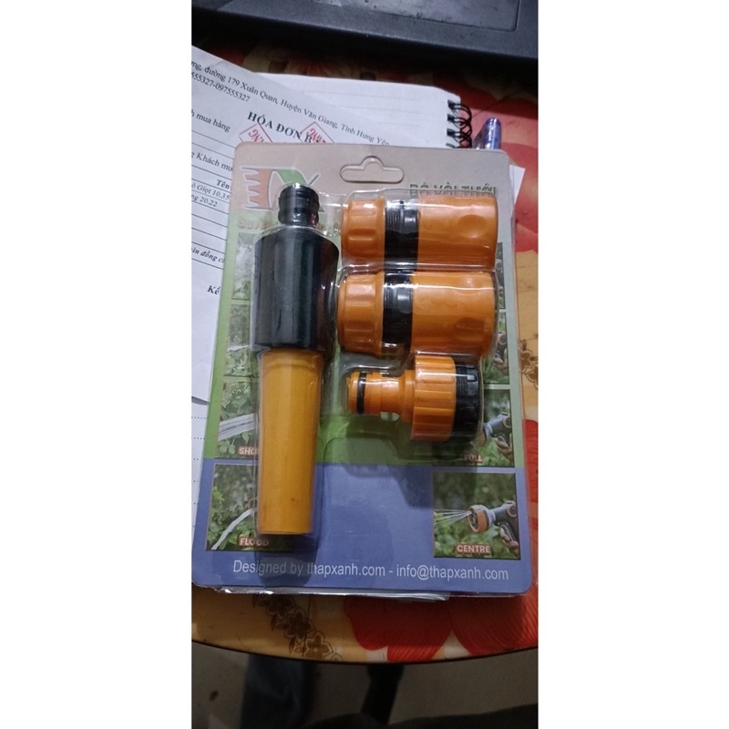 Bộ vòi tưới cây rửa xe, rửa sân đa năng 3 đầu 4món