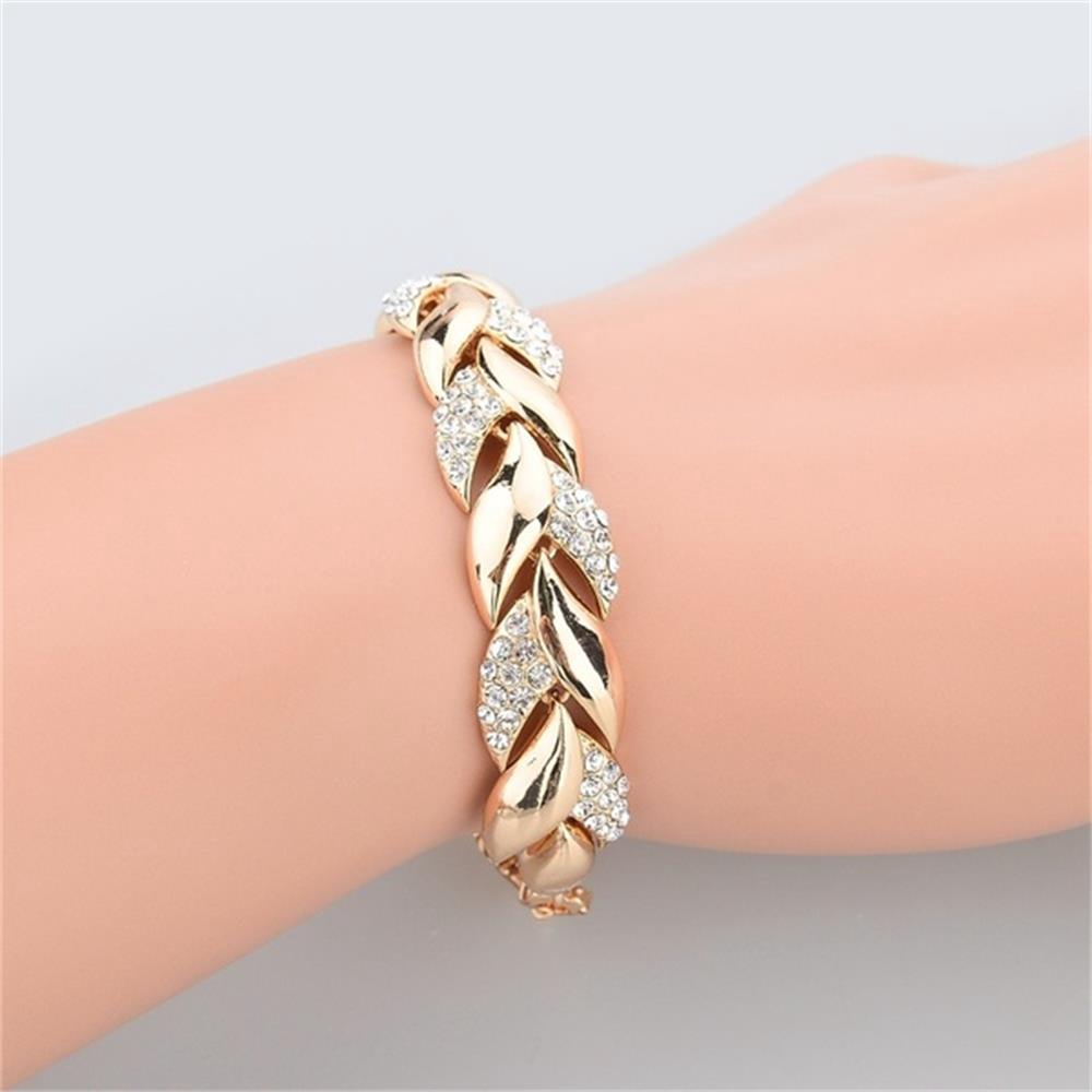 Vòng Tay Dây Bện Mạ Vàng 18k Mặt Hình Chiếc Lá Thời Trang Cho Nữ