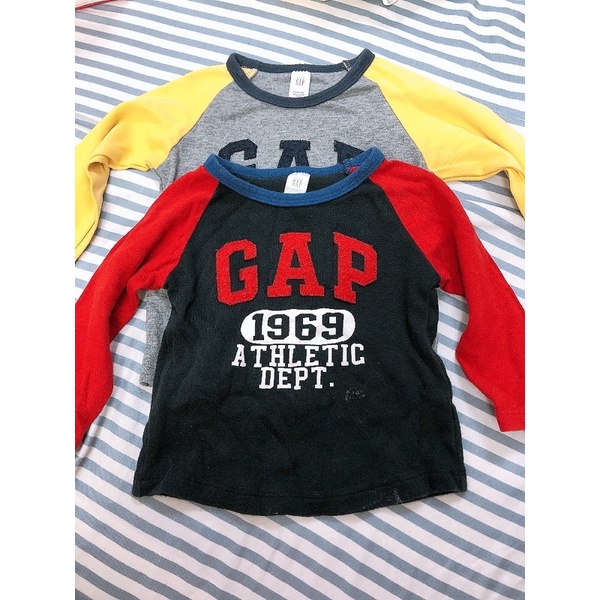 Thanh lý 2 áo thun bé trai size 6-9m