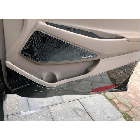 Ốp tapli HuynDai Tucson 2016-2019 tặng kèm 1 cuộn băng dính 3m