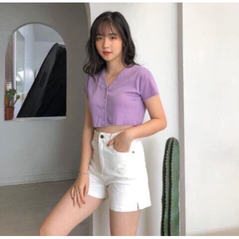 Áo croptop cổ tim cúc dọc - CM Shop