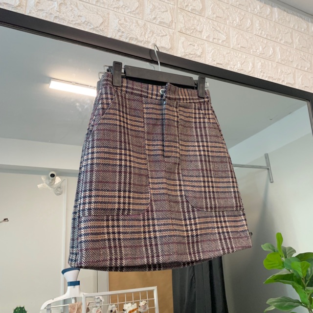 Chân váy dạ kẻ nỉ