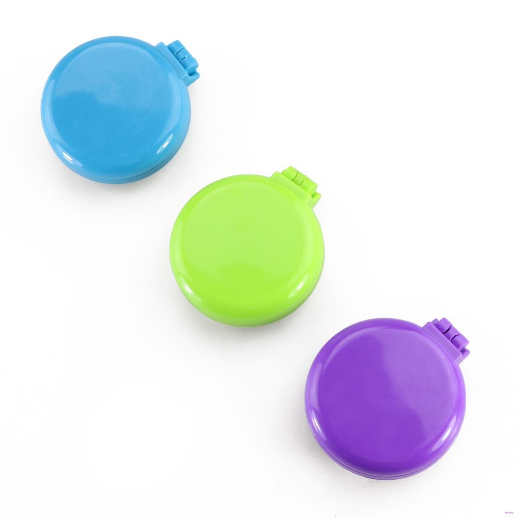 Lược chải tóc gấp gọn được kèm gương tiện lợi để đi du lịch