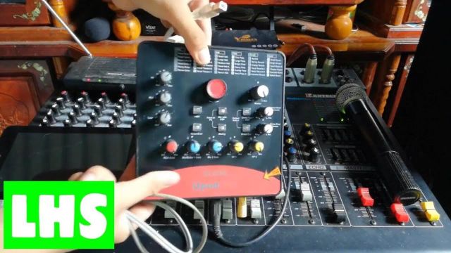 Combo micro Takstar PC-K200 + Sound car Icon Upod Pro + tặng tai nghe Sony