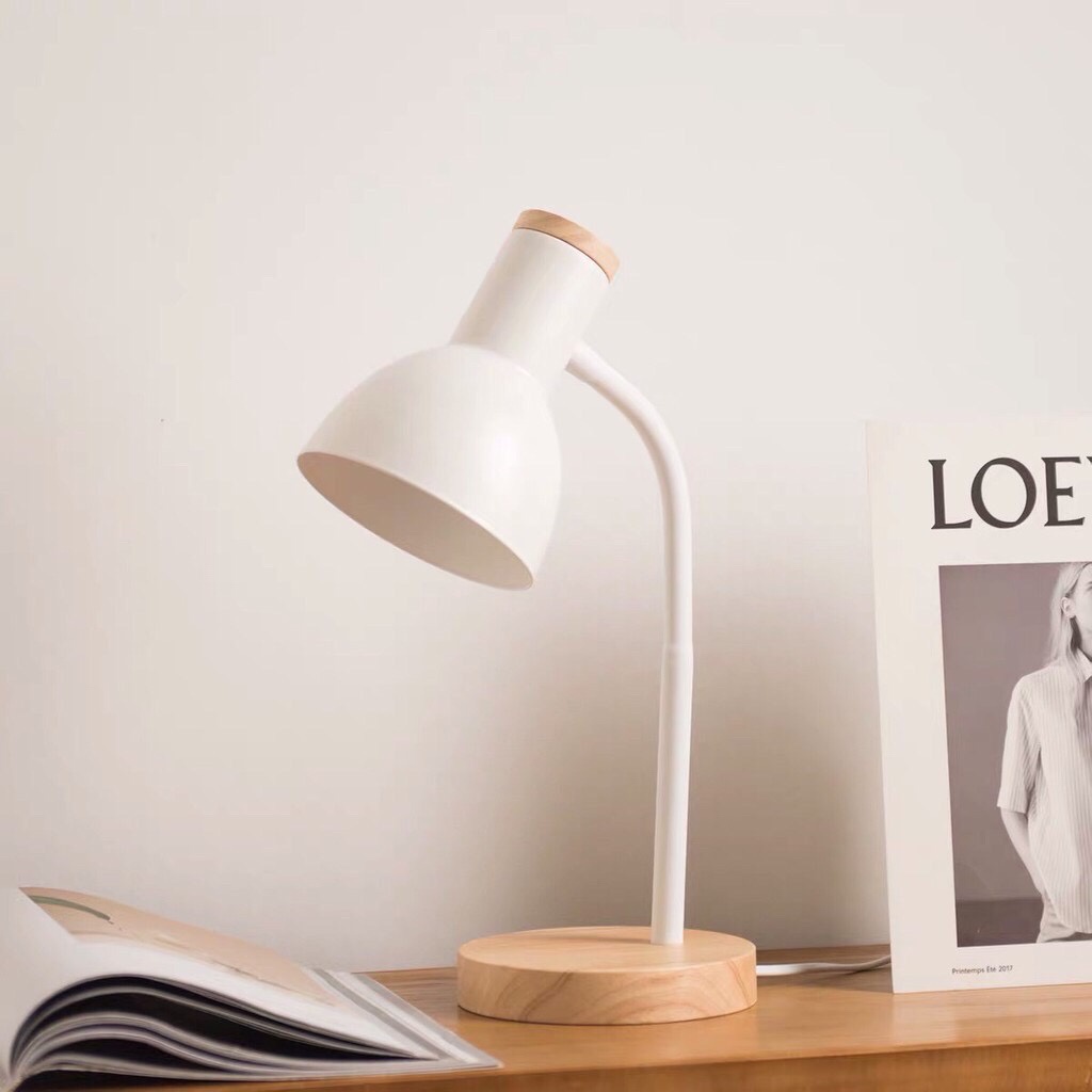 Đèn học đế gỗ để bàn tặng bóng Led  bảo vệ mắt phong cách Hàn Quốc - Căn Phòng Chill