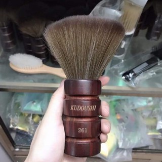 Chổi phủi tóc thân gỗ cao cấp dành cho salon
