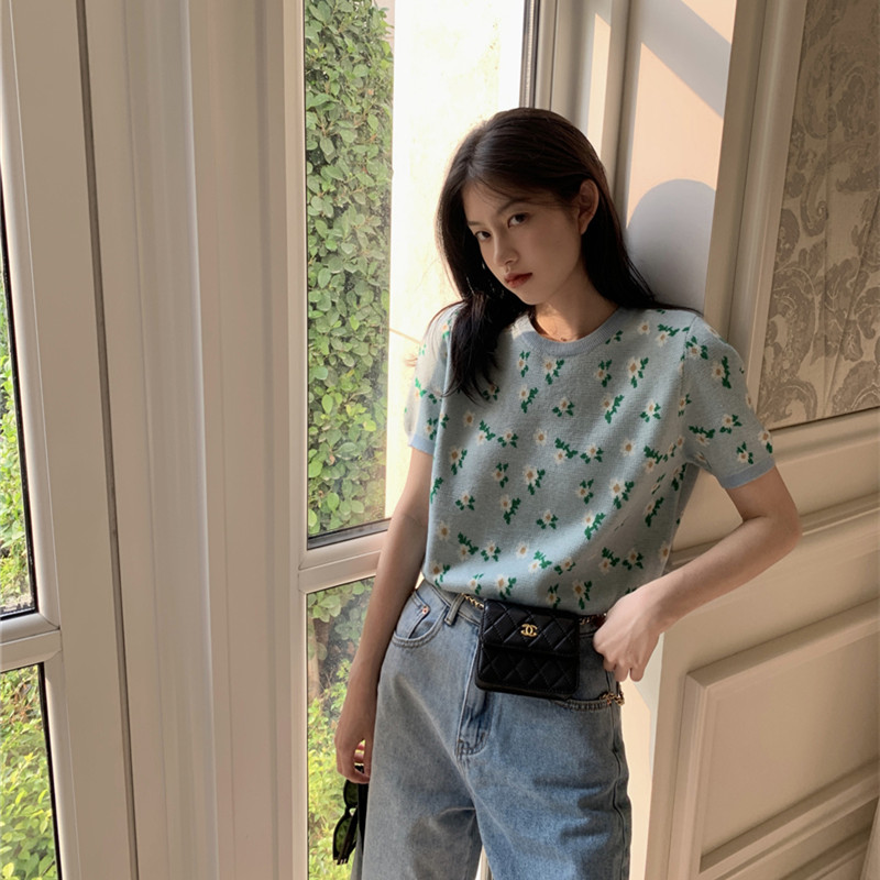 Áo thun SUXI ngắn tay họa tiết hoa thời trang cho nữ