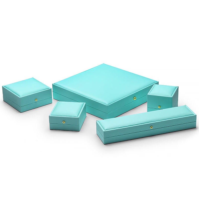 Hộp đựng trang sức có khóa kim loại đính hạt ngọc trai sang trọng