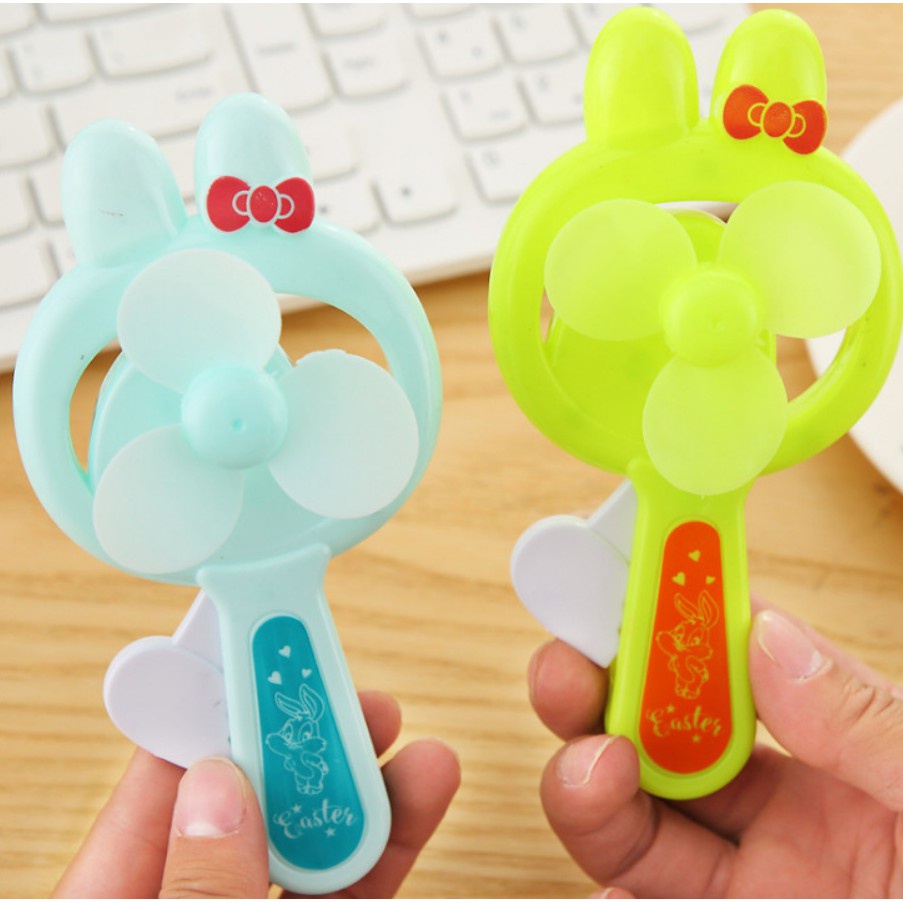 Quạt bóp tay hình thú dễ thương  Clovershop68