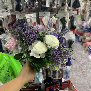 Hoa cưới cô dâu tím<PK>