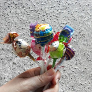 kẹo mút đủ loại đủ hương