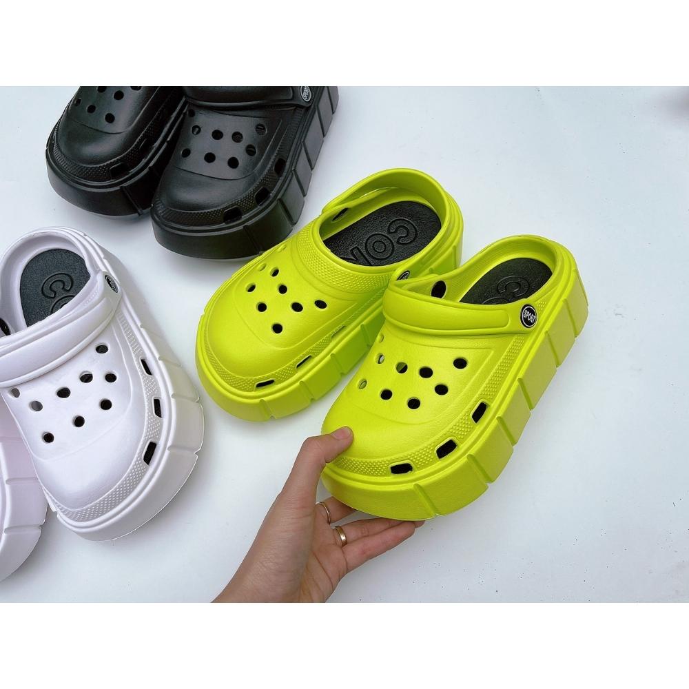 Dép sục bánh mì nữ Crocs đế cao đến 5cm siêu nhẹ đi êm chân cực hách chiều cao hot trend 2022