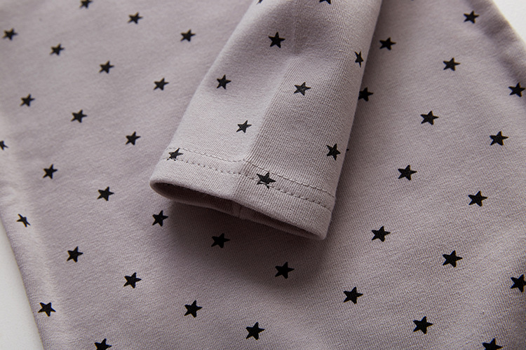 Bộ áo liền quần tay dài họa tiết ngôi sao + mũ tai thỏ xinh xắn dành cho bé sơ sinh
