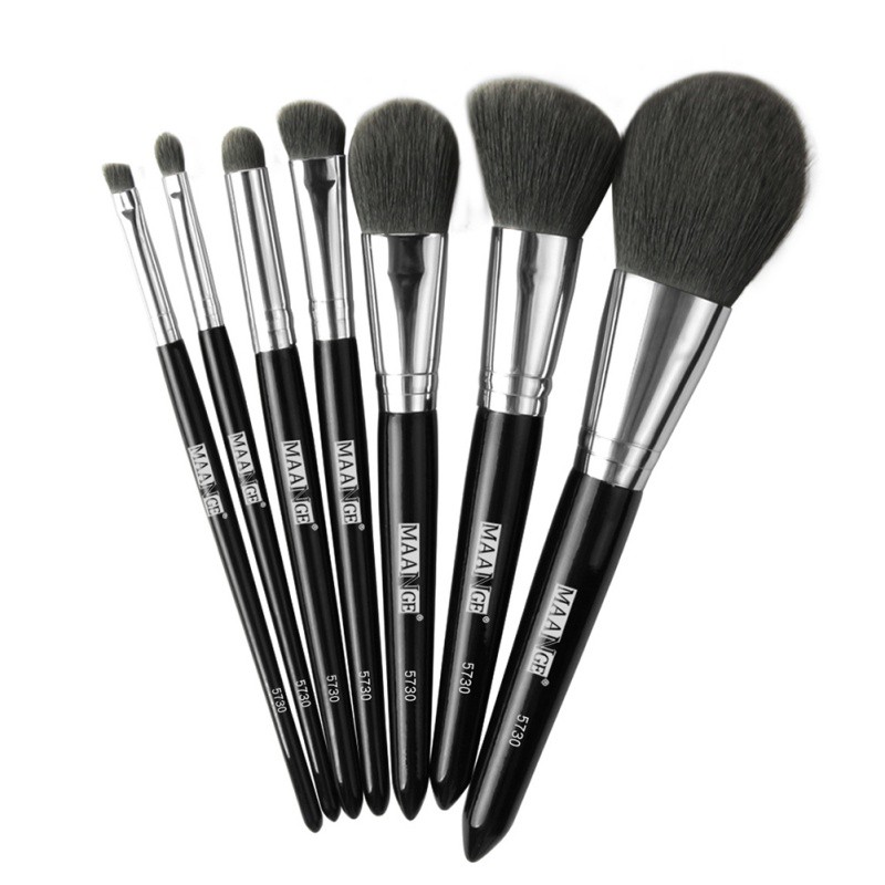 Set 6 cọ trang điểm chuyên nghiệp cán đen