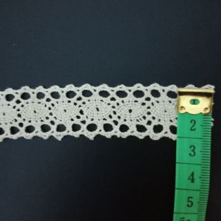 Ren chỉ màu nâu kem