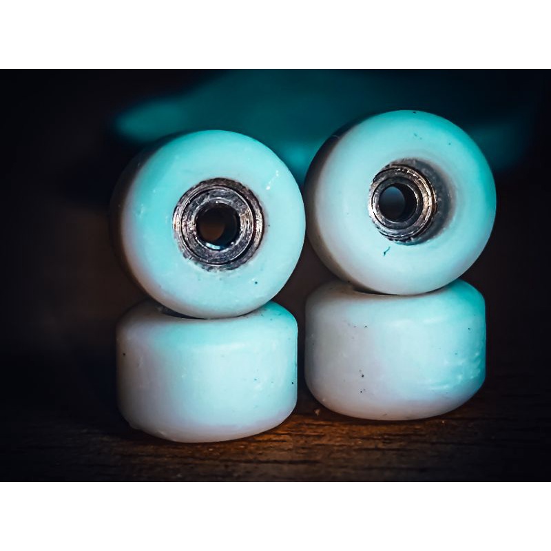 Ván Trượt Ngón Tay Bộ Wheel Passion lock chống thụt bạc đạn