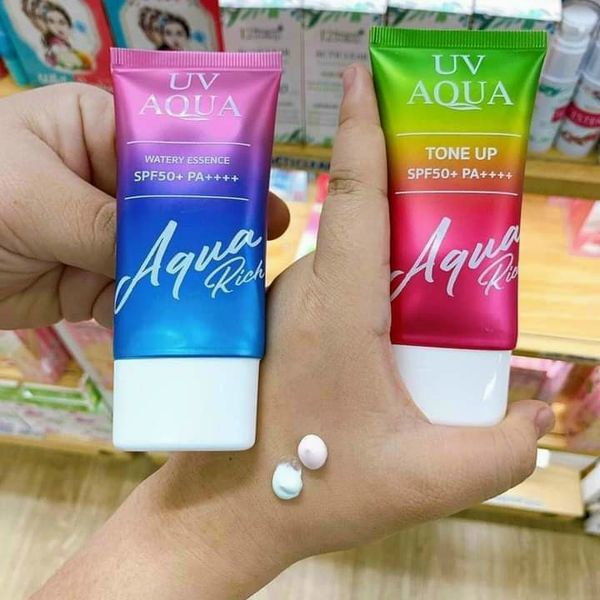 Kem chống nắng UV AQUA WATER ESSENCE SPF5O + PA ++++ 60ml ( Hàng chính hãng)