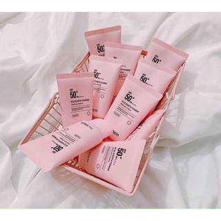 Kem chống nắng nhau thai cừu 50++