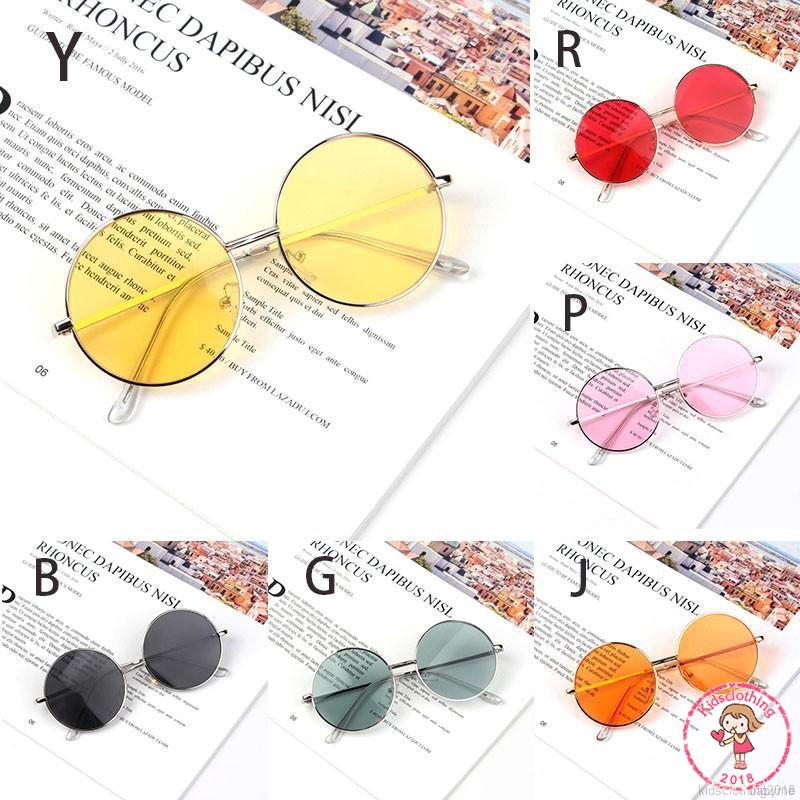 Kính mát chống tia UV kiểu dáng dễ thương dành cho các bé