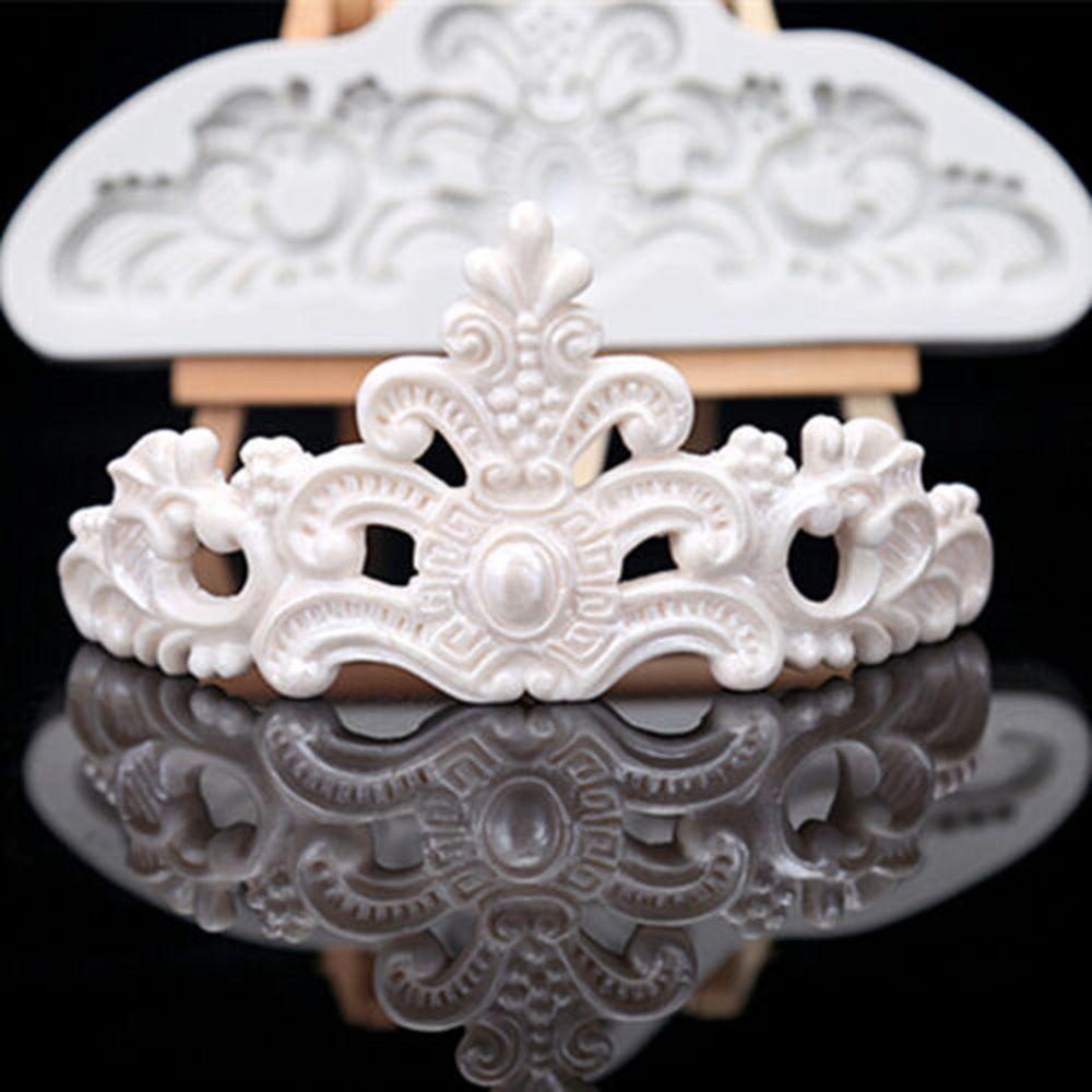 Khuôn Làm Bánh Chống Dính Hình Vương Miện Phong Cách Baroque