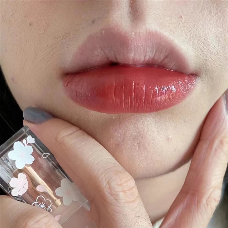 Son Môi Dưỡng Ẩm Mềm Mượt Lâu Trôi CFH