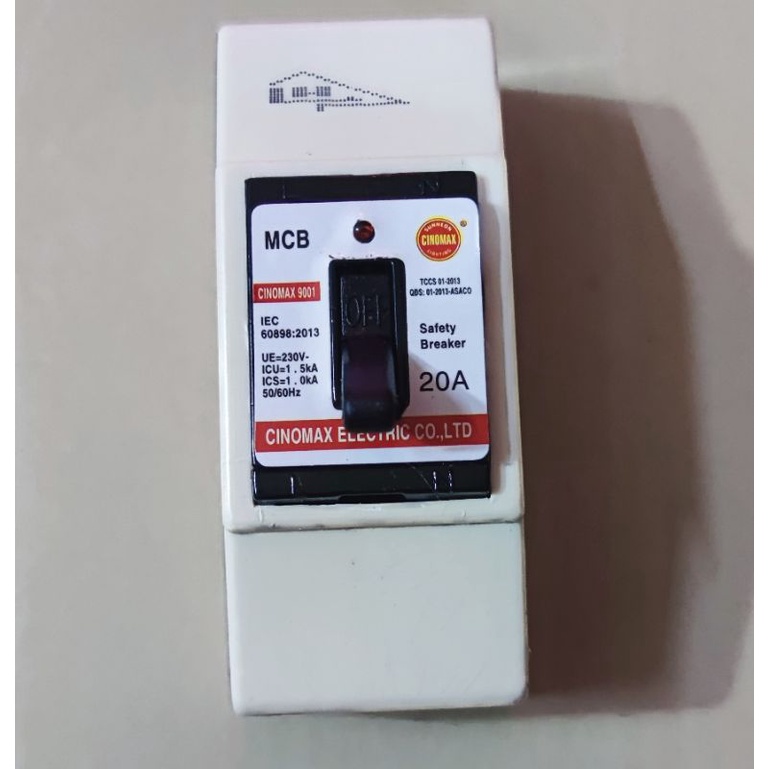 CB cóc 20A + hộp chụp CB cóc