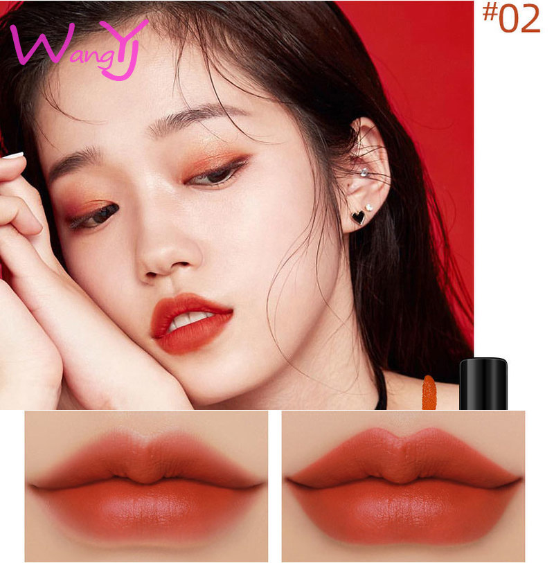 Son Kem Lameila Dưỡng Ẩm Lâu Trôi Tiện Dụng | BigBuy360 - bigbuy360.vn