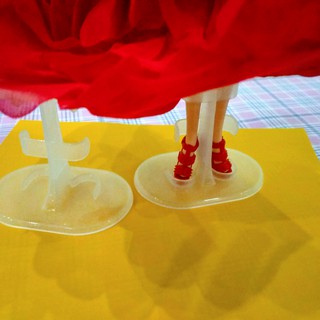Đế giữ đứng cho búp bê Barbie