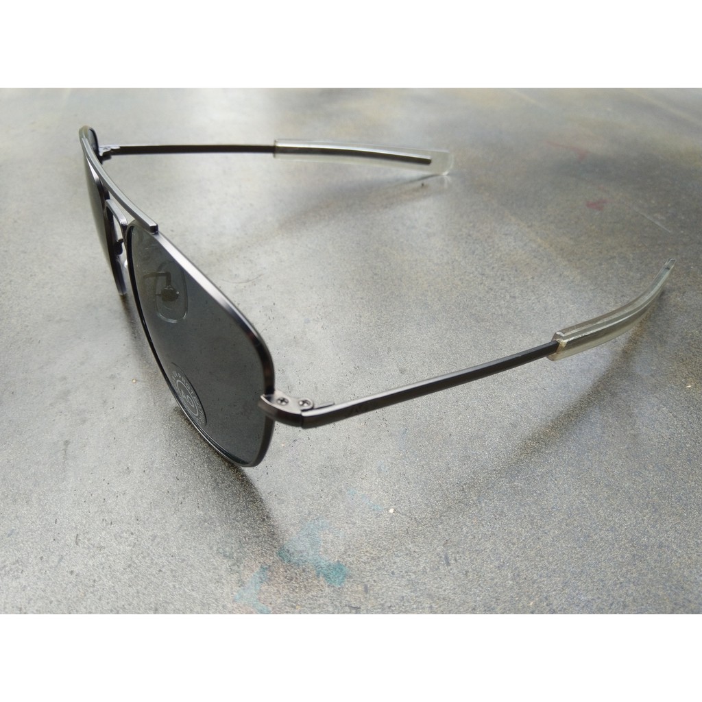 KÍNH CƠN  UNISEX TRÒNG UV