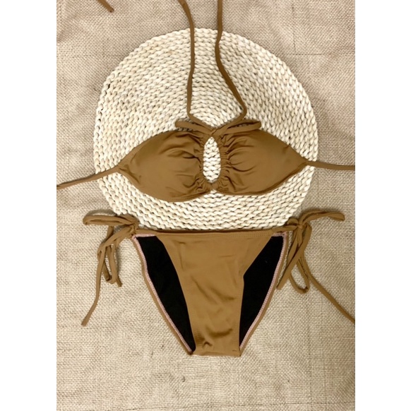 Bikini 2 mảnh màu nâu tây cực chất kèm ảnh thật
