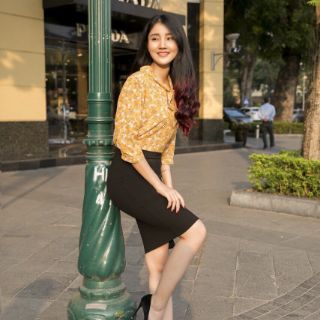 Áo sơ mi hoa nhí nơ cổ