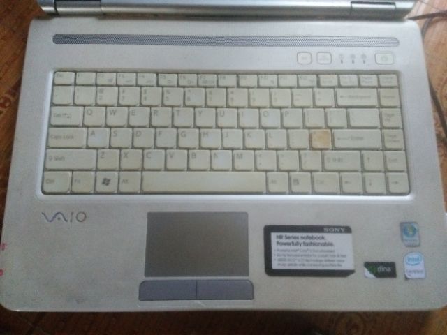 Laptop hư màn cho bạn nào thích giải trí, lướt web. | BigBuy360 - bigbuy360.vn