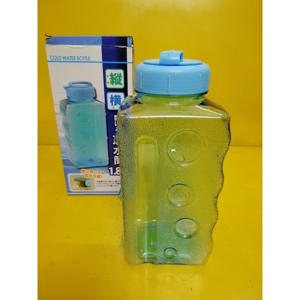 Bình đựng nước để tủ lạnh (1.8L) hàng nội địa Nhật (mã 908)
