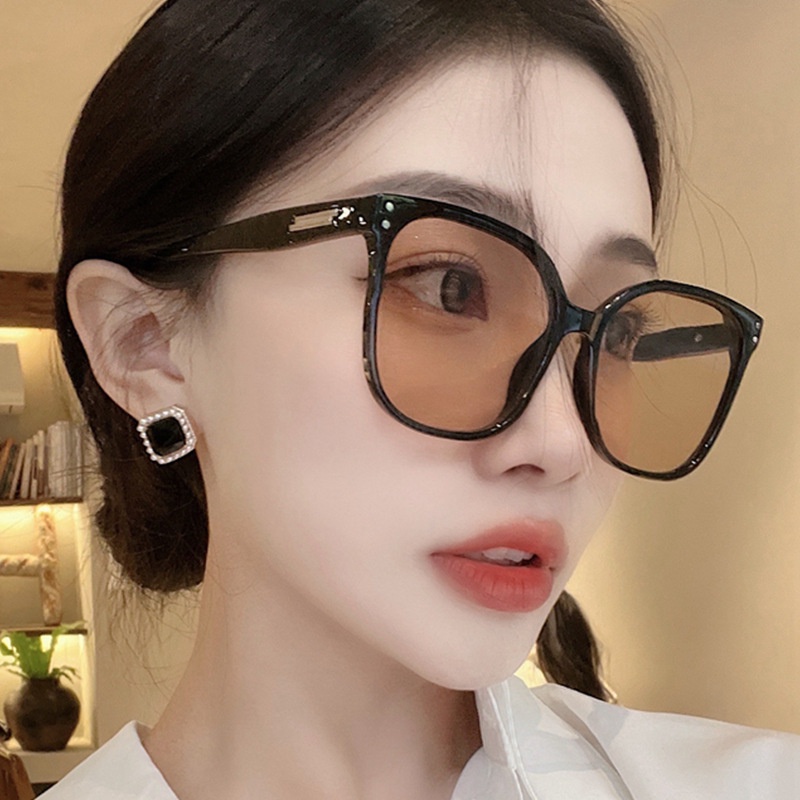 Kính râm nữ Hàn Quốc Kính râm gọng lớn Retro Kính râm chống tia cực tím UV400