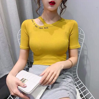 Áo thun lụa khoét cổ viền chữ MAGB2002204